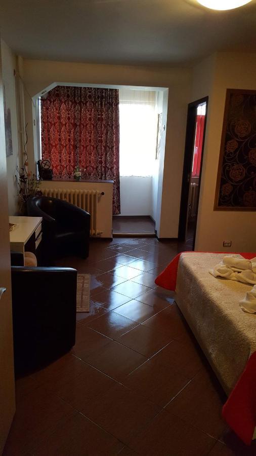 Garsoniera Ioana Apartment Bucharest Luaran gambar
