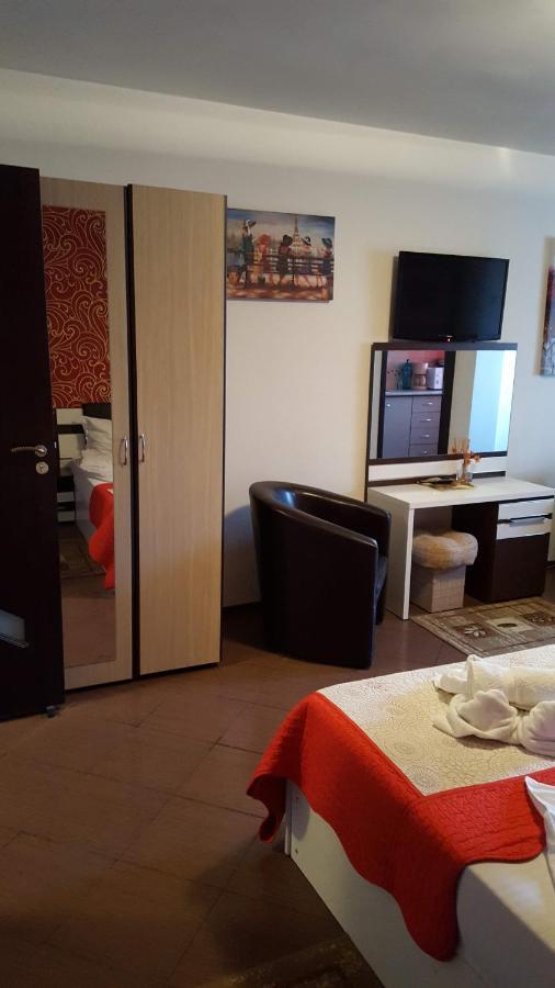 Garsoniera Ioana Apartment Bucharest Luaran gambar